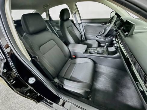 Certified 2025 Honda Civic LX image 7
