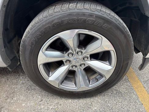 Used 2020 RAM 1500 Limited RWD image 7