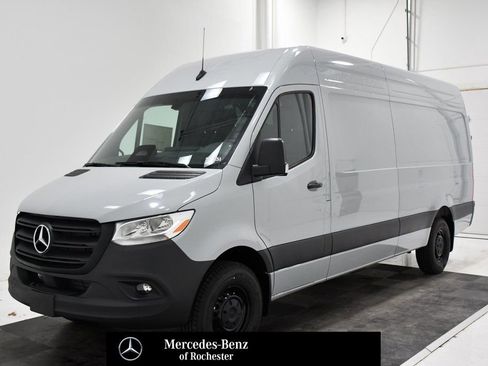 New 2025 Mercedes-Benz Sprinter 2500 image 1