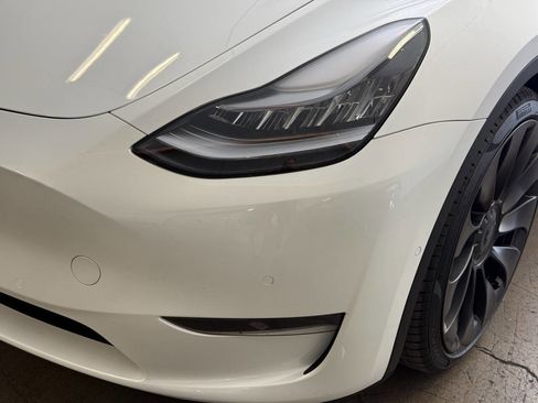 Used 2021 Tesla Model Y Performance AWD/4WD image 33