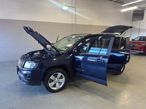 Used 2017 Jeep Compass Sport w/ Power Value Group AWD/4WD image 11