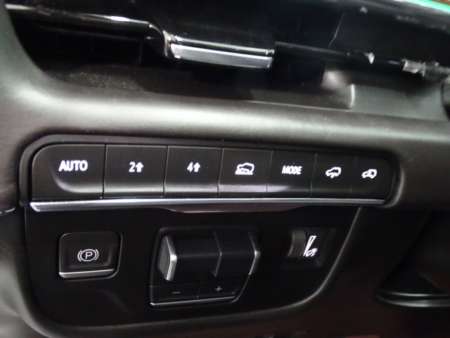 Used 2023 Cadillac Escalade Sport Platinum AWD/4WD image 14