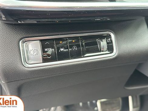 Used 2024 Buick Envision Sport Touring AWD/4WD image 18