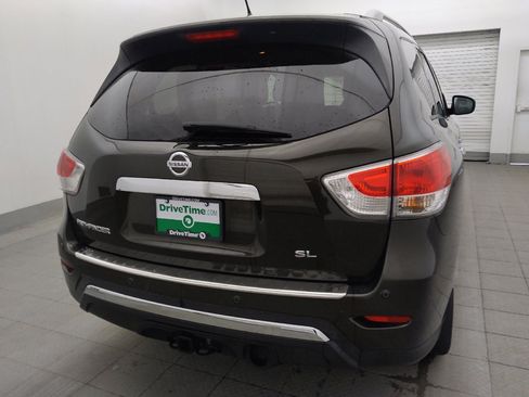 Used 2015 Nissan Pathfinder SL w/ SL Tech Package FWD image 7