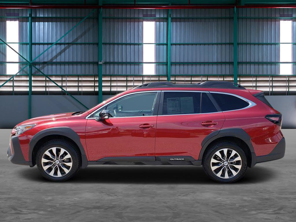 Used 2025 Subaru Outback Limited AWD/4WD image 2