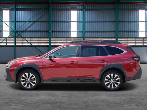 Used 2025 Subaru Outback Limited AWD/4WD image 2