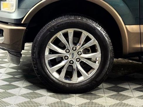 Used 2015 Ford F150 Lariat image 16