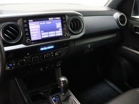 Used 2023 Toyota Tacoma TRD Off-Road AWD/4WD image 16