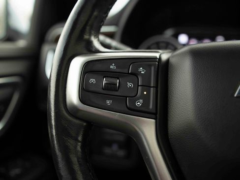 Used 2021 Chevrolet Tahoe Premier w/ Premium Package image 7