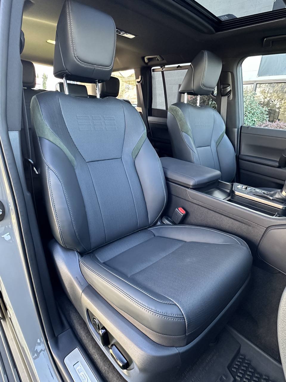 Used 2026 Lexus GX 550 AWD/4WD image 24