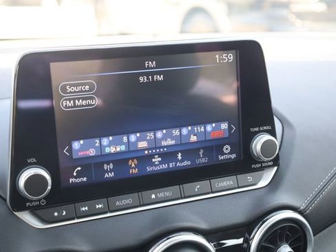 Used 2025 Nissan Sentra SV image 18