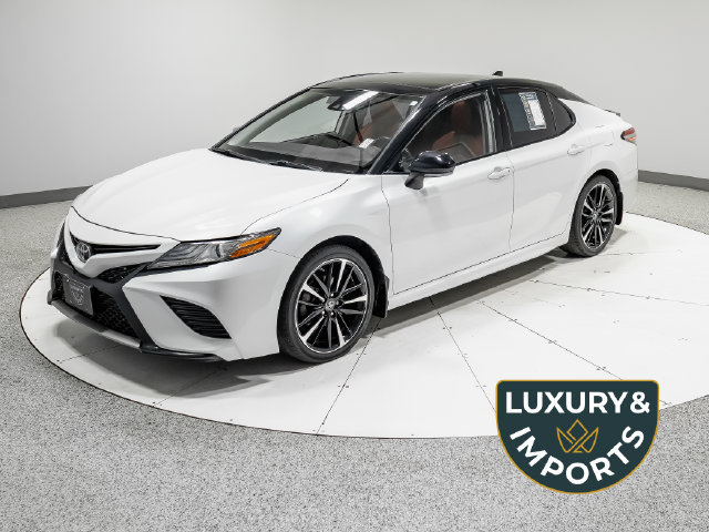 Used 2019 Toyota Camry XSE FWD image 1