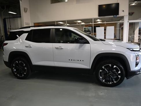New 2027 Chevrolet Equinox RS w/ Safety and Technology Package AWD/4WD image 4