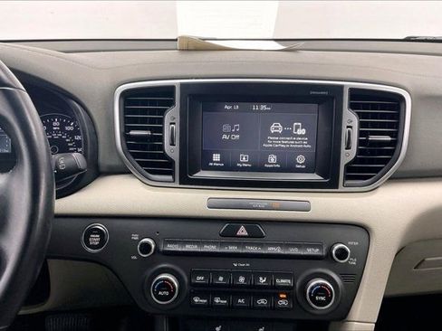 Used 2017 Kia Sportage EX image 5