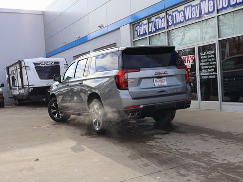 New 2026 GMC Yukon XL AT4 w/ AT4 Premium Package image 48