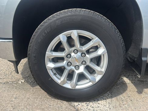 Used 2024 Chevrolet Silverado 1500 LT image 49