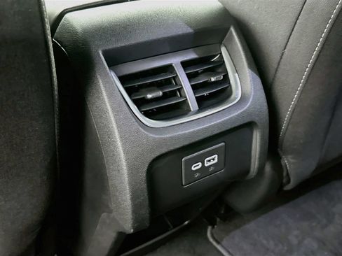 Used 2023 Chevrolet Blazer LT AWD/4WD image 25