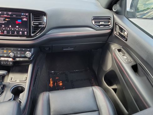 Used 2022 Dodge Durango R/T w/ Blacktop Package AWD/4WD image 15