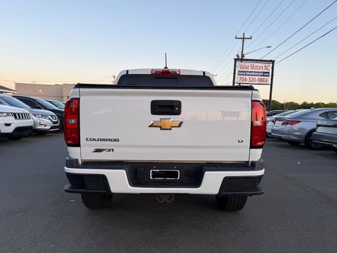 Used 2017 Chevrolet Colorado LT w/ LT Convenience Package image 5