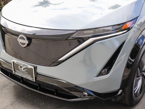 Used 2024 Nissan Ariya AWD image 9