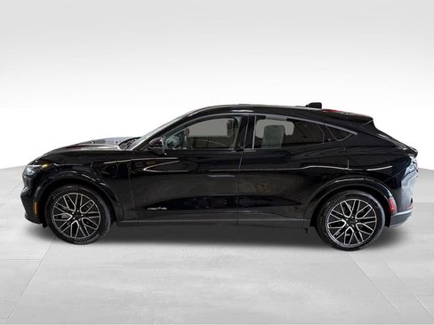 Used 2025 Ford Mustang Mach-E Premium AWD/4WD image 2