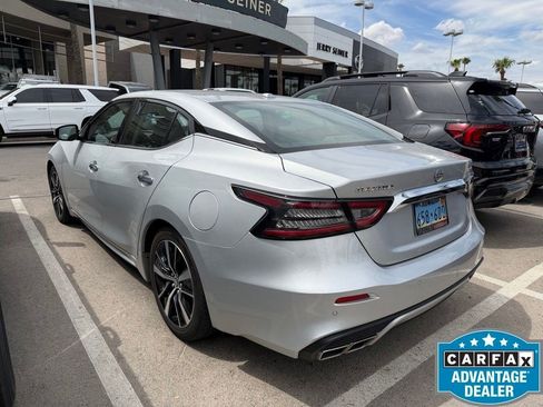 Used 2023 Nissan Maxima SV w/ Floor Mat Group FWD image 3