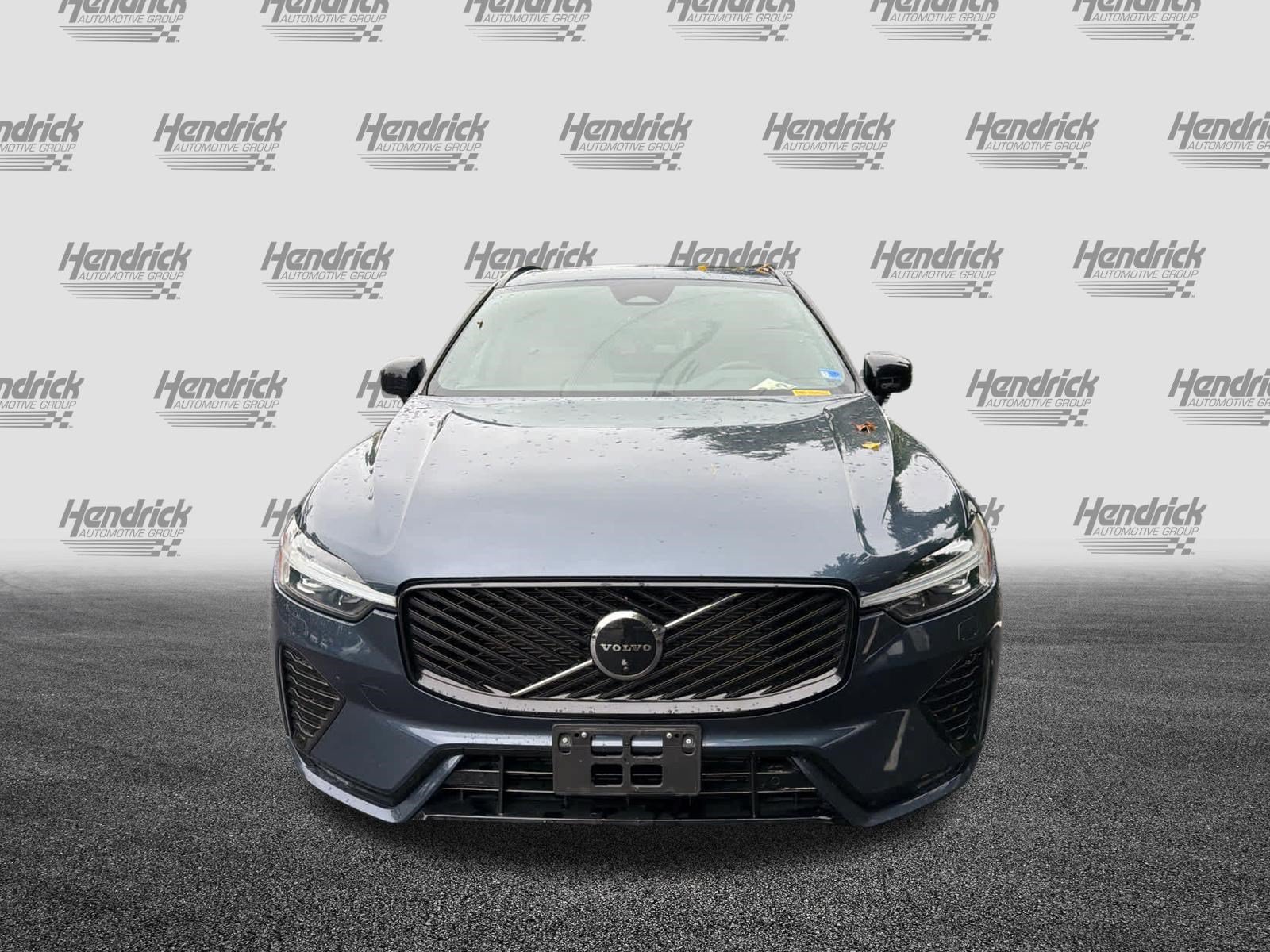 Used 2026 Volvo XC60 B5 Plus AWD/4WD image 3
