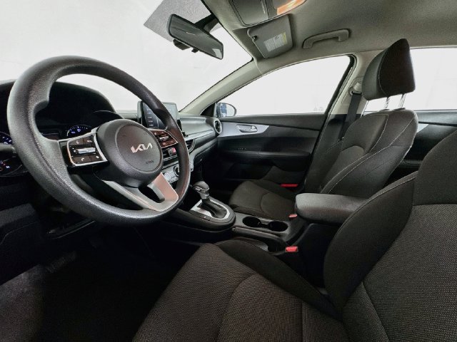 Used 2024 Kia Forte LXS FWD image 18