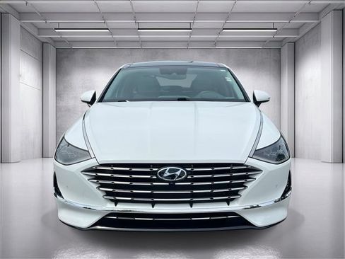 Used 2023 Hyundai Sonata Limited w/ Cargo Package FWD image 8