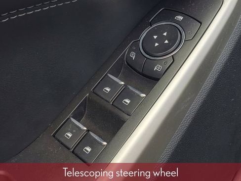 Used 2021 Ford Explorer XLT w/ Equipment Group 202A image 13