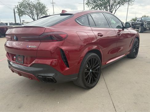Used 2021 BMW X6 M50i w/ Executive Package image 4