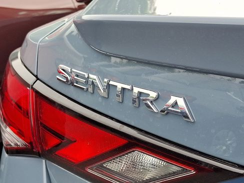 New 2025 Nissan Sentra SR w/ SR Premium Package image 5