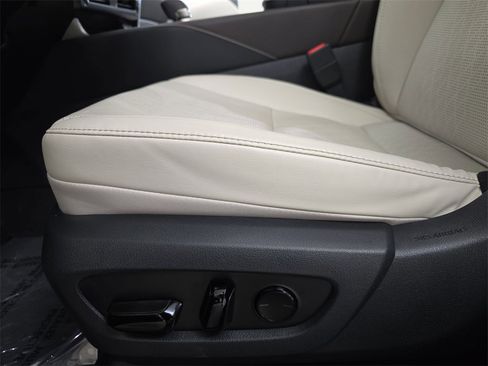 Certified 2025 Lexus RX 350 350h Premium Plus image 29