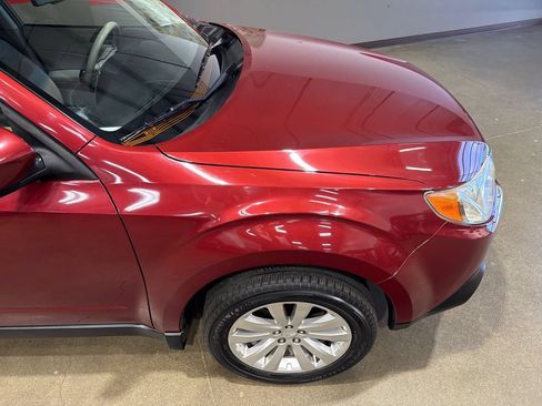 Used 2011 Subaru Forester 2.5X Premium w/ All-Weather Pkg AWD/4WD image 54