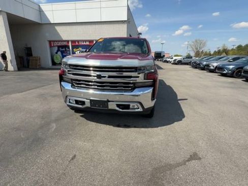 Used 2019 Chevrolet Silverado 1500 LTZ w/ LTZ Plus Package AWD/4WD image 3