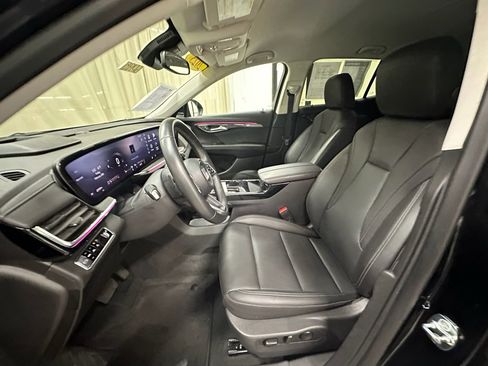 Certified 2025 Buick Envision Preferred image 27
