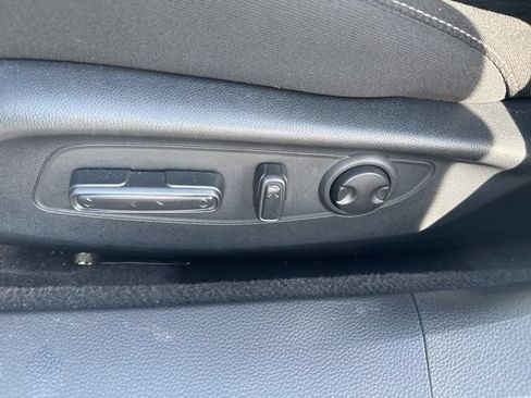 Used 2025 Honda Accord SE image 9