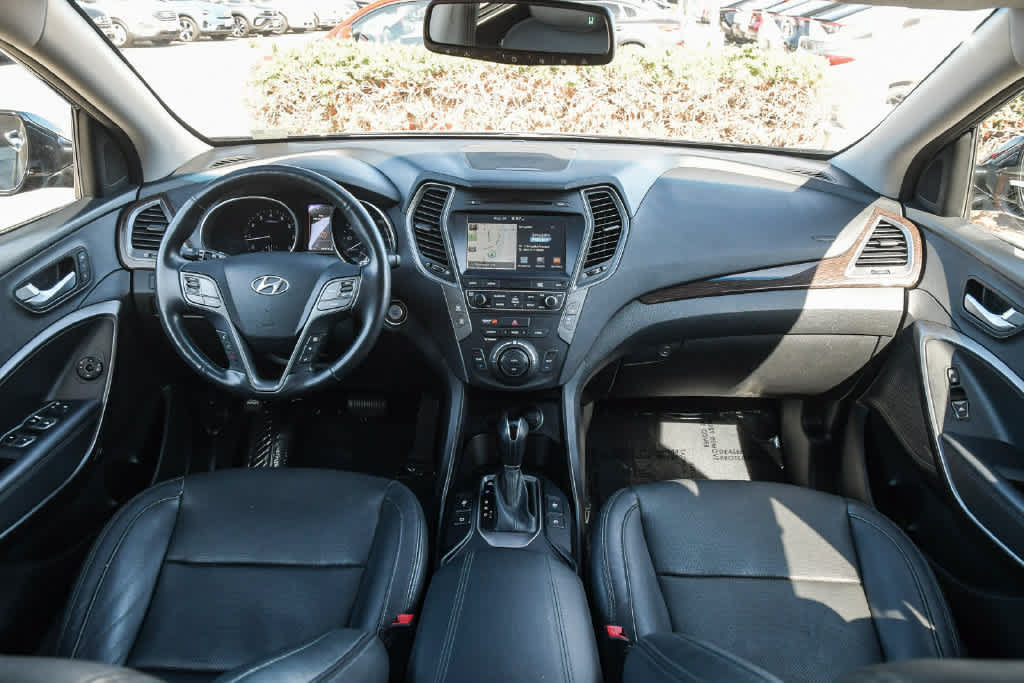 Used 2017 Hyundai Santa Fe Sport FWD image 14