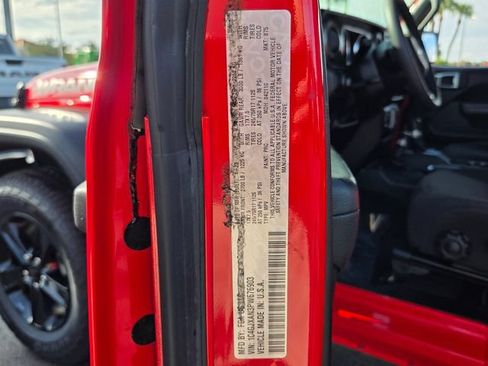 Used 2023 Jeep Wrangler Sport AWD/4WD image 19