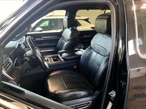 Used 2022 Jeep Grand Wagoneer Series I image 10