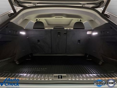 Used 2023 Audi e-tron Premium Plus w/ Premium Plus Package AWD/4WD image 86