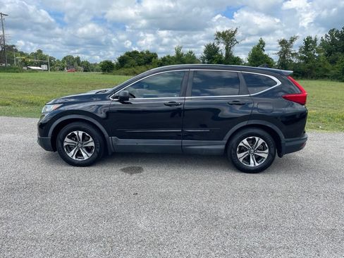 Used 2018 Honda CR-V LX image 2