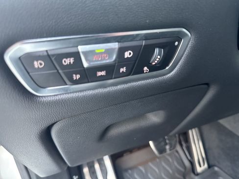 Used 2019 BMW X5 xDrive40i w/ M Sport Package image 23