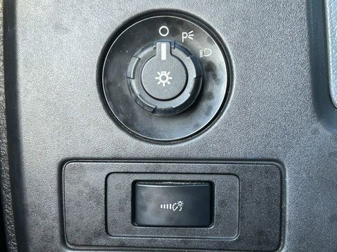 Used 2013 Ford F150 STX image 21