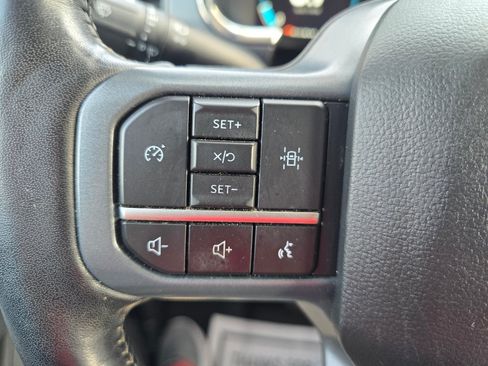 Used 2023 Ford F150 Lariat w/ FX4 Off-Road Package AWD/4WD image 27