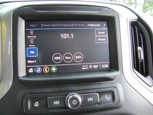 Used 2026 Chevrolet Silverado 2500 Custom w/ Custom Value Package AWD/4WD image 43