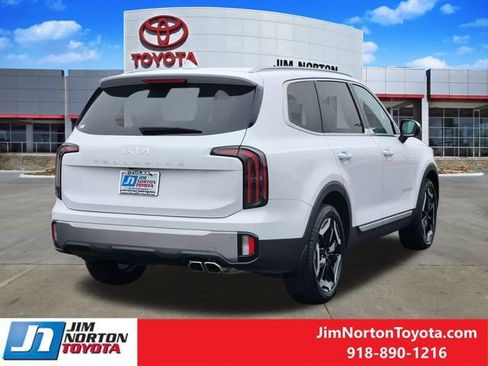 Used 2025 Kia Telluride EX image 5