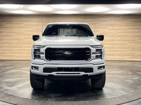Used 2025 Ford F150 Lariat w/ Equipment Group 502A High AWD/4WD image 17