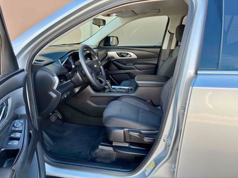 Used 2019 Chevrolet Traverse LS FWD image 36