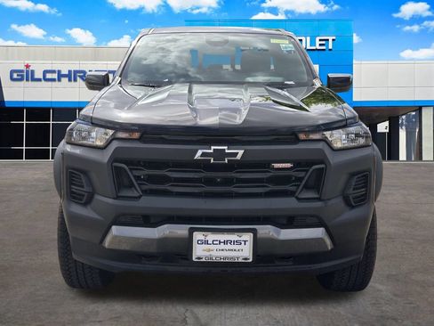 New 2025 Chevrolet Colorado Trail Boss w/ Midnight Edition AWD/4WD image 2